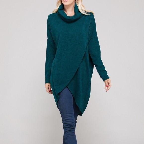 Overlap Top - Picture 2 of 2